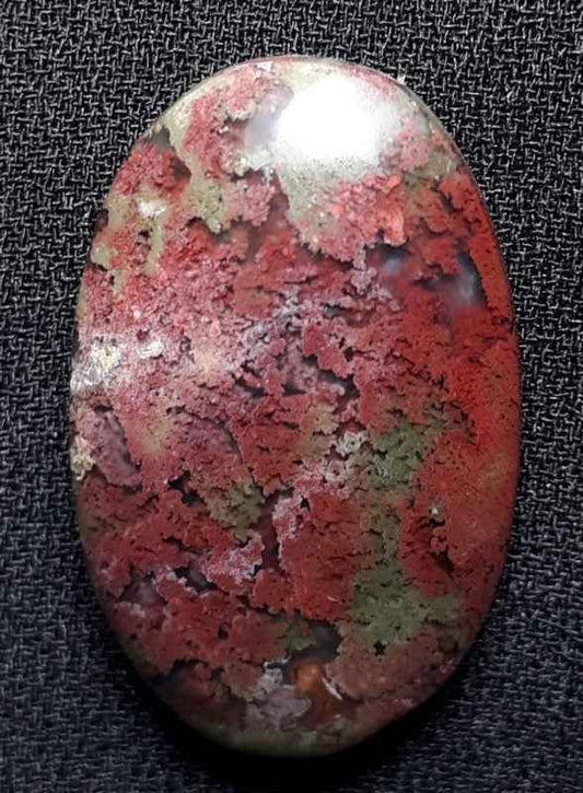 21.3ct Moss Agate - Red Moss Agate - 26x16.5x6.2mm