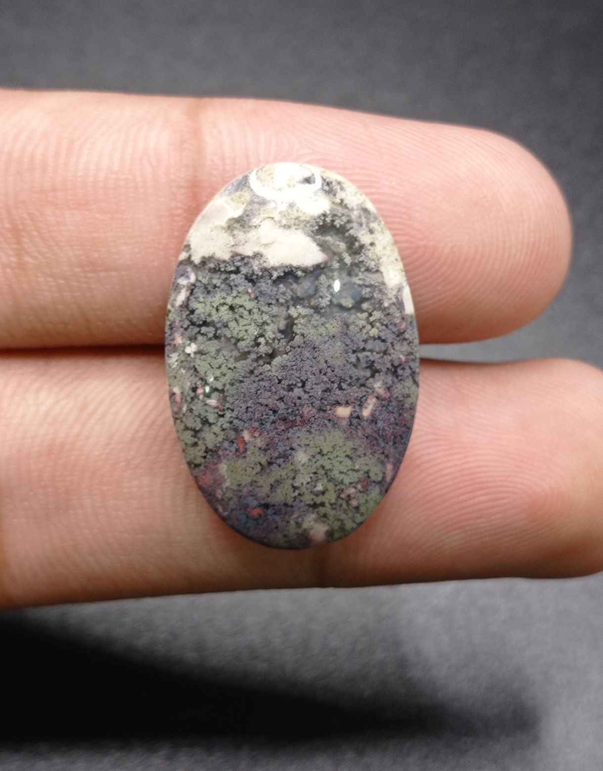 23.1ct Moss Agate - Gray Moss Agate - 28x18x6.8mm