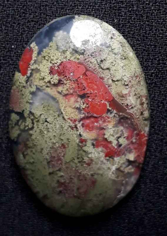 20.5ct Moss Agate - Green Moss Agate - 28.5x19x6mm