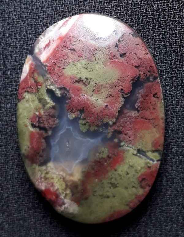 25.5ct Moss Agate - Red Moss Agate - 27x19x6.5mm