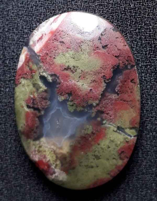 25.5ct Moss Agate - Red Moss Agate - 27x19x6.5mm