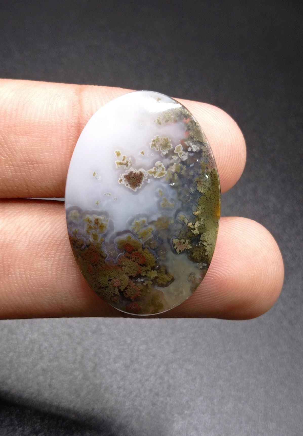 33ct Moss Agate - Green Moss Agate - 35x25x7.2mm