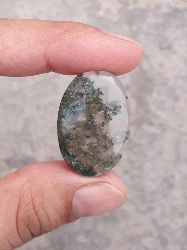 24.5ct Moss Agate - Green Moss Agate - 27x18x6.8mm