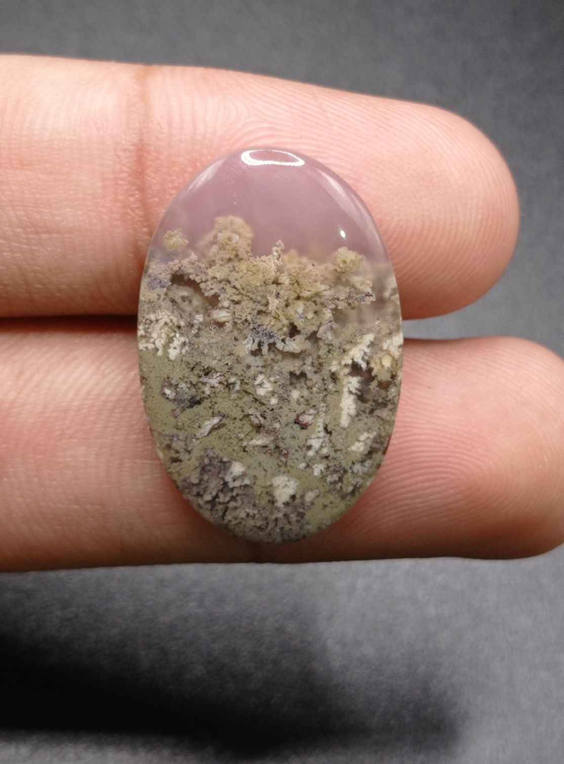 21ct Moss Agate - Green Moss Agate - 29x19x5.5mm