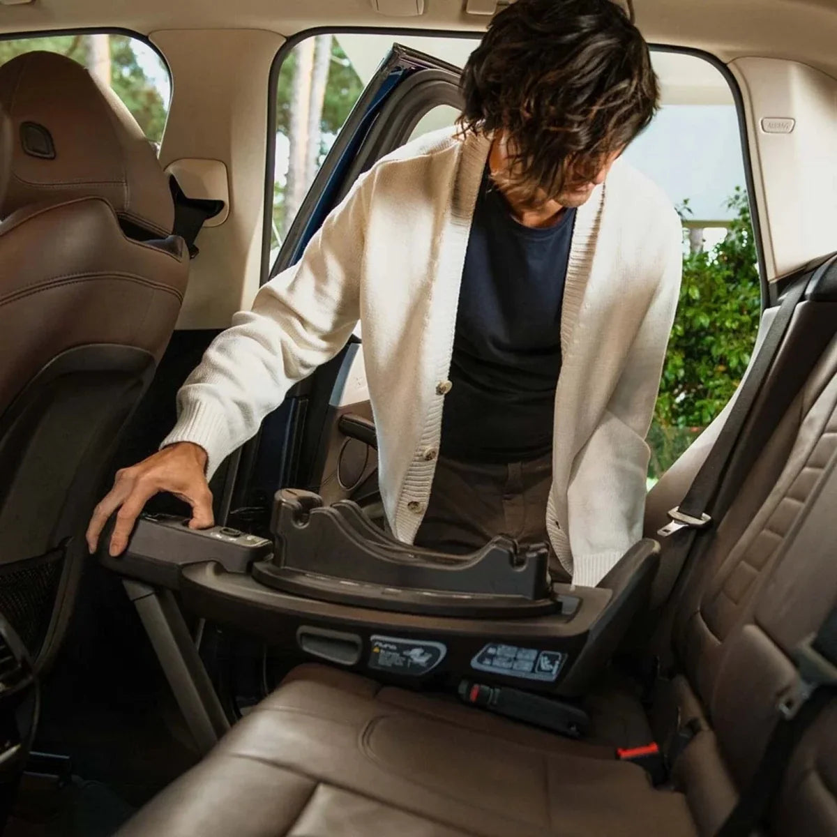 Nuna BASE Curv Rotating Slide ISOFIX Base