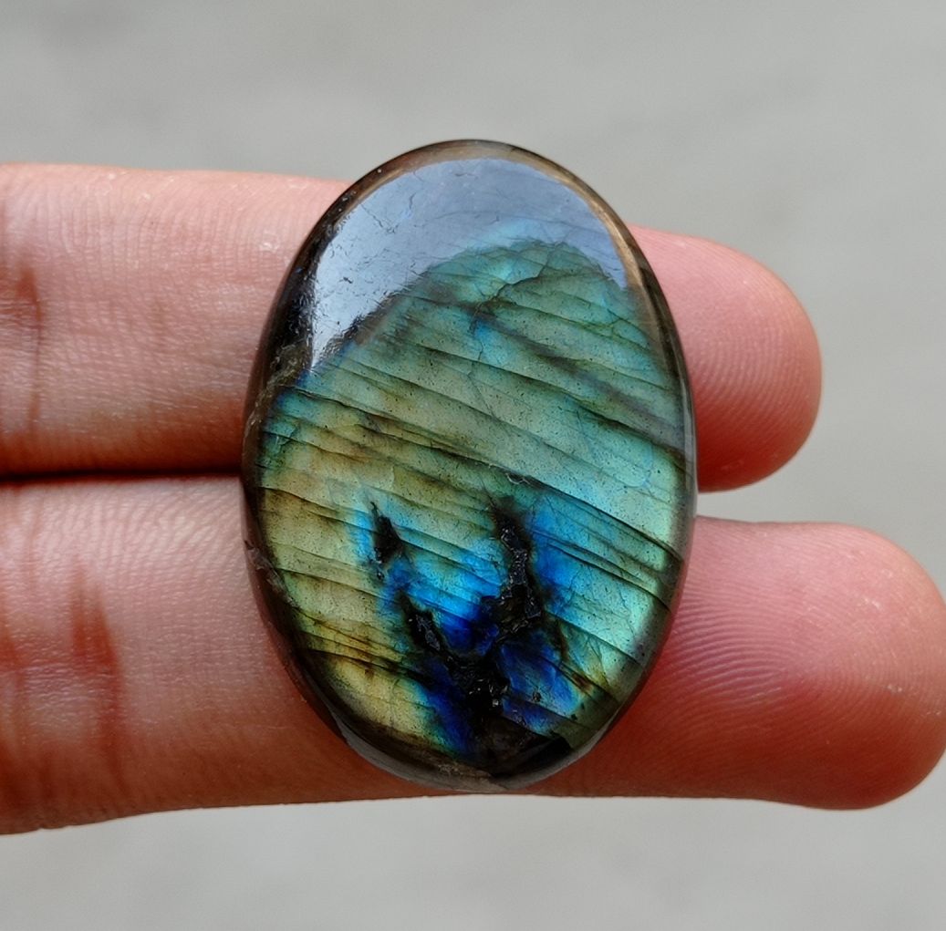 65ct Labradorite Cabochon - Spectrolite- Black Moon Stone - 38x26mm