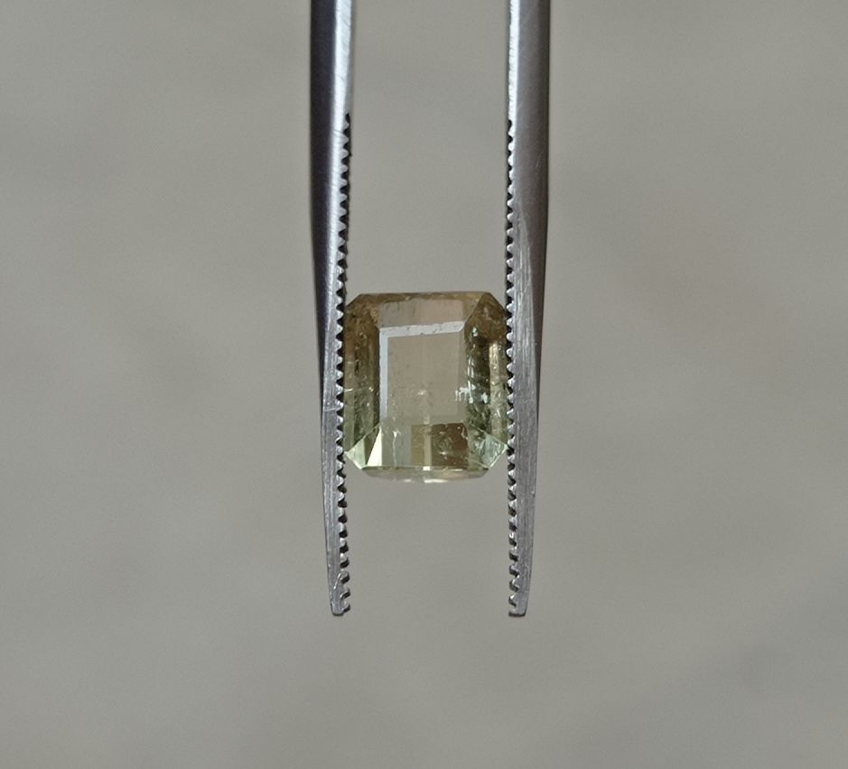 2.7ct Natural Tourmaline Gemstone - October Birthstone- 8x7x5mm