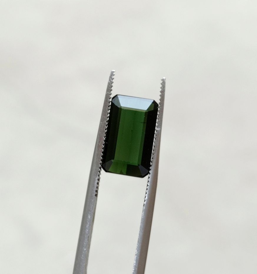 4.3ct Natural Green Tourmaline Gemstone - Faceted Tourmaline - October Birthstone - 13x8x4mm