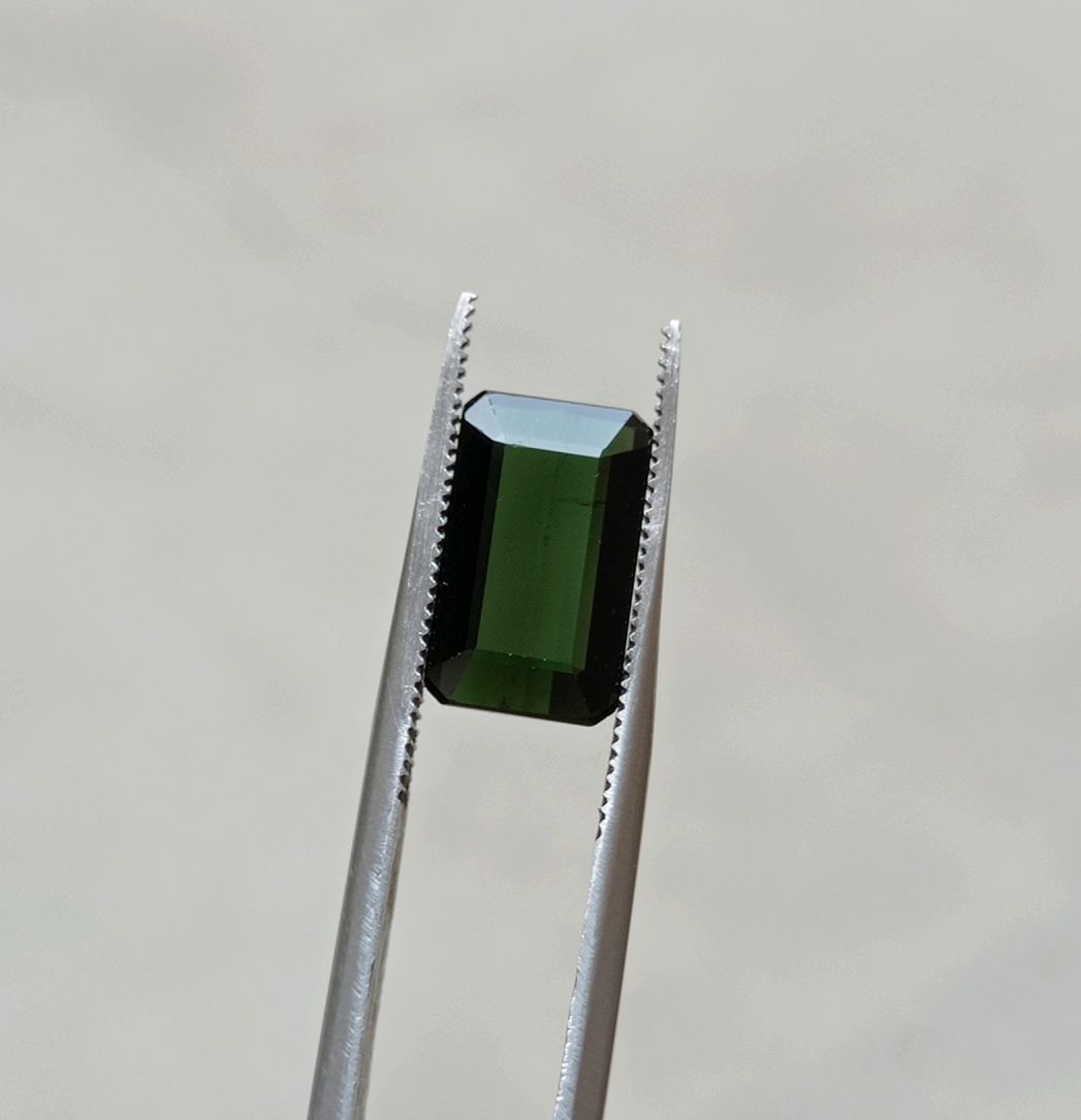 4.3ct Natural Green Tourmaline Gemstone - Faceted Tourmaline - October Birthstone - 13x8x4mm