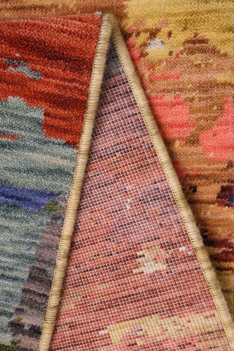 Nomad Abstract Wool-Blend Rug – Multicolour
