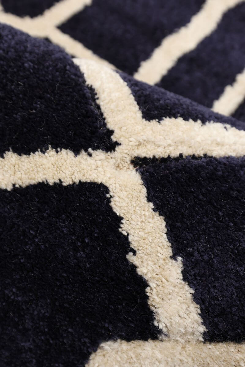 Newport Lattice Rug – Textured Geometric