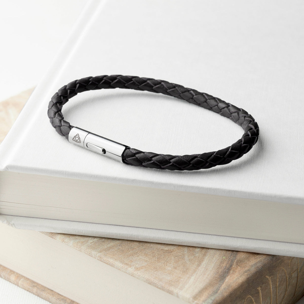 Personalised Men's Celtic Trinity Capsule Leather Bracelet