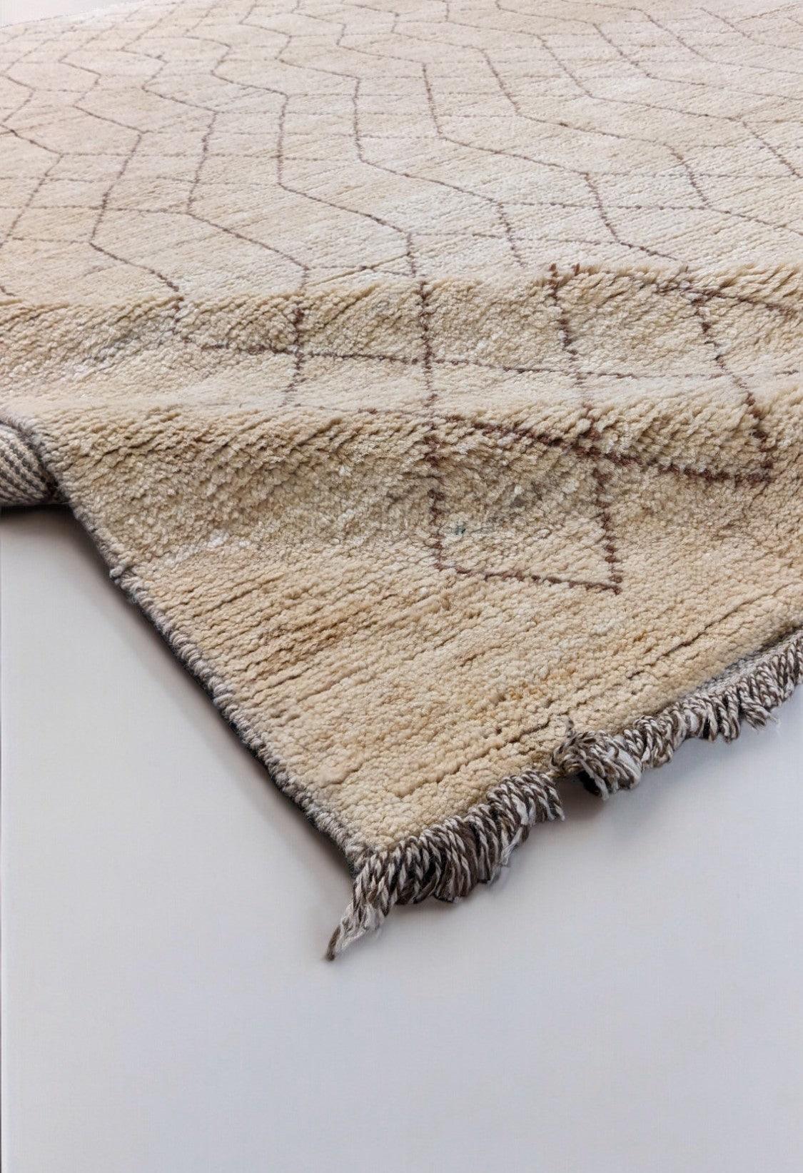 Bazm Hand Knotted Rug - 278 x 189 cm