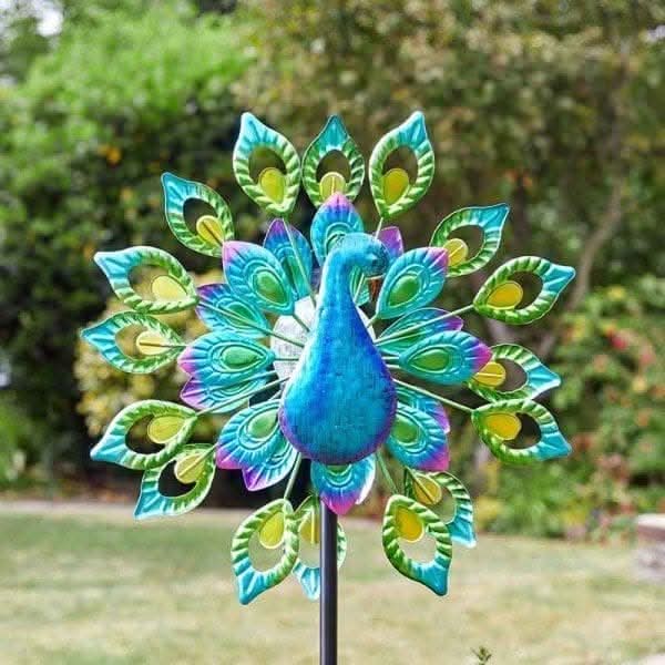 Peacock Solar Wind-spinner