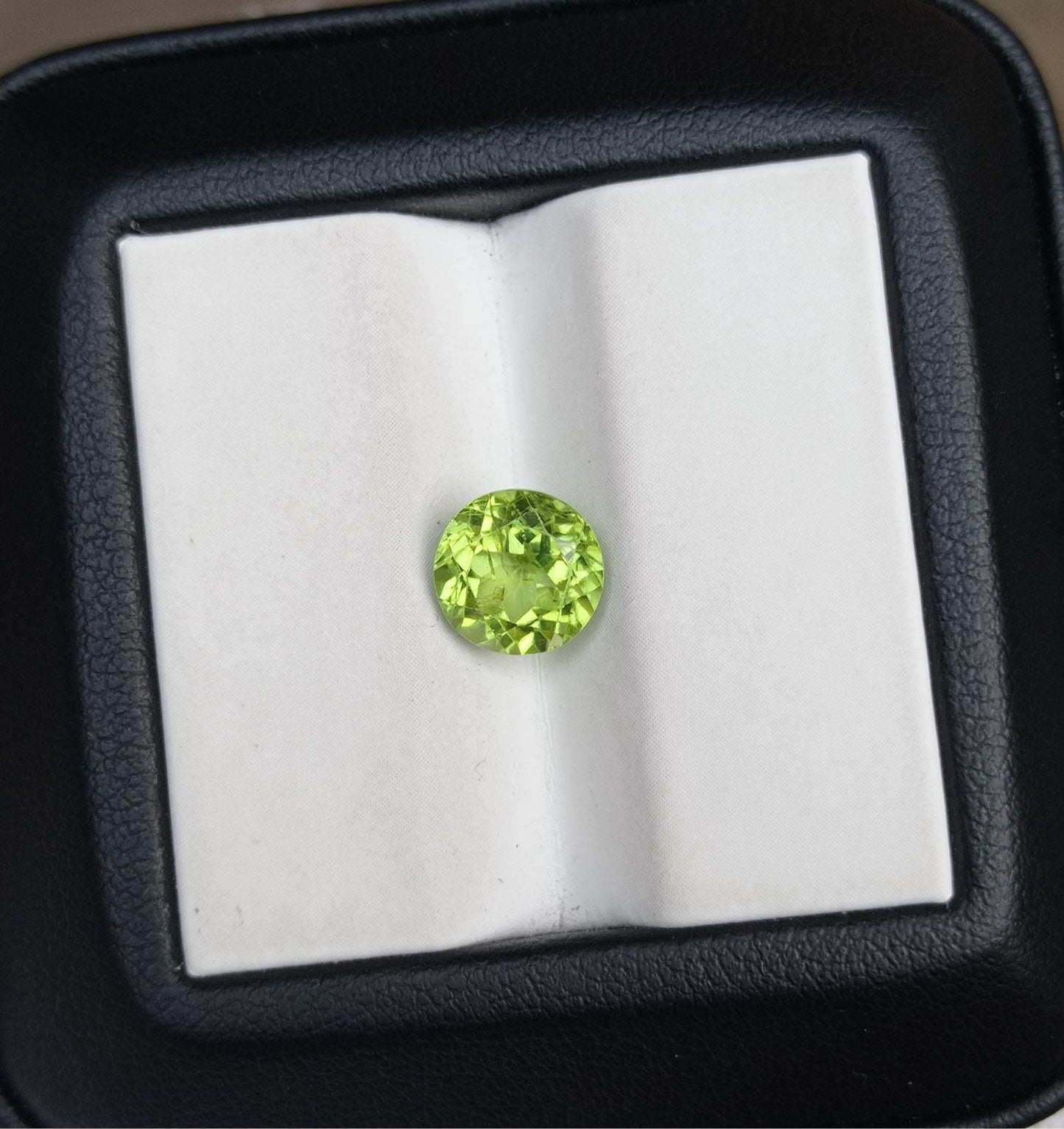 2.3ct Peridot Gemstone- Olivine - Chrysolite Gem - August Birthstone -  9mm