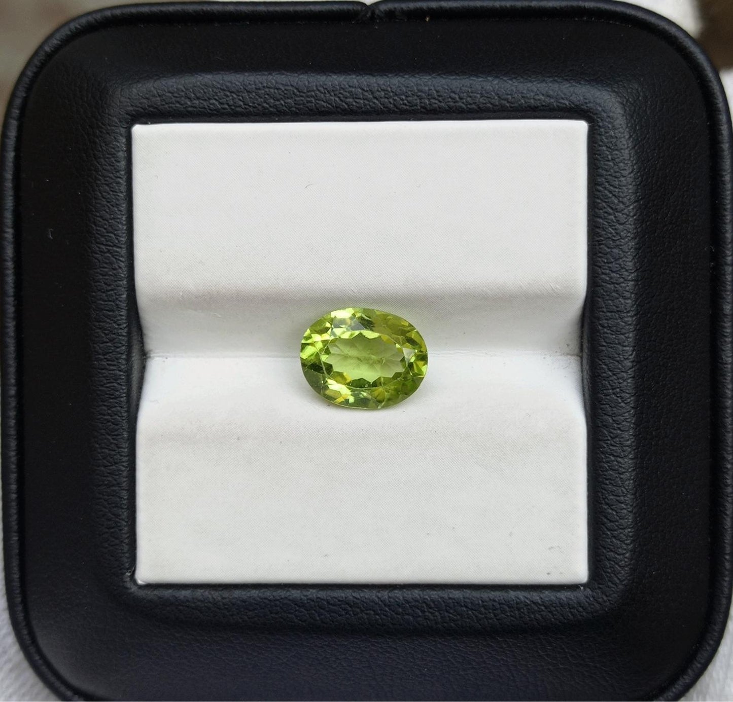 2.75ct Peridot Gemstone- Olivine - Chrysolite Gem - August Birthstone - 9.6x7.5x4.6mm