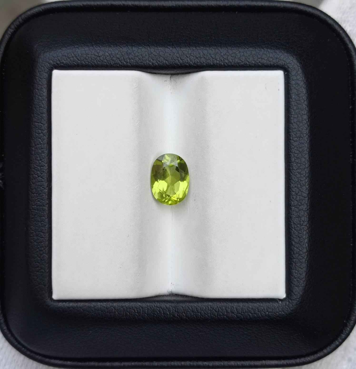 1.50ct Peridot Gemstone- Olivine - Chrysolite Gem - August Birthstone - 8x6x3.6mm