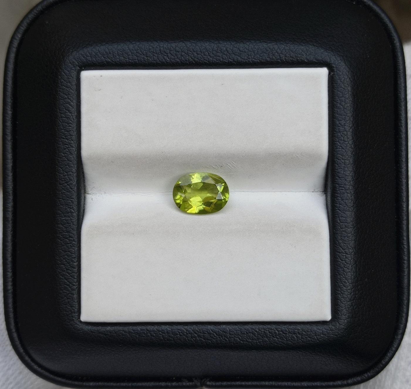 1.50ct Peridot Gemstone- Olivine - Chrysolite Gem - August Birthstone - 8x6x3.6mm