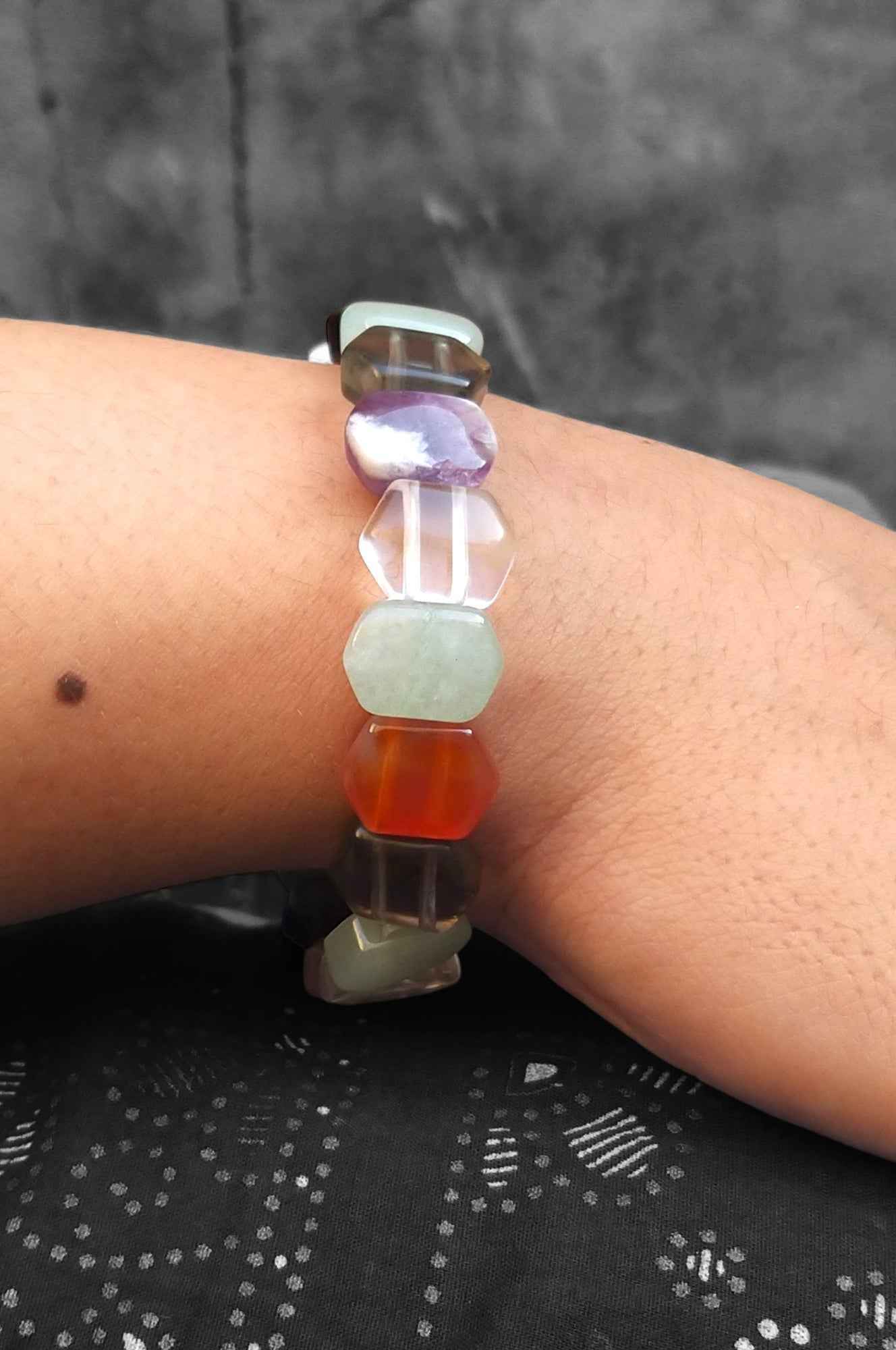 7 Chakras Healing Natual Gemtone Bracelet - Amethyst, Rose Quartz, Smoky Quartz, Tiger Eye, Aventurine, Rock Crystal, Red Agate