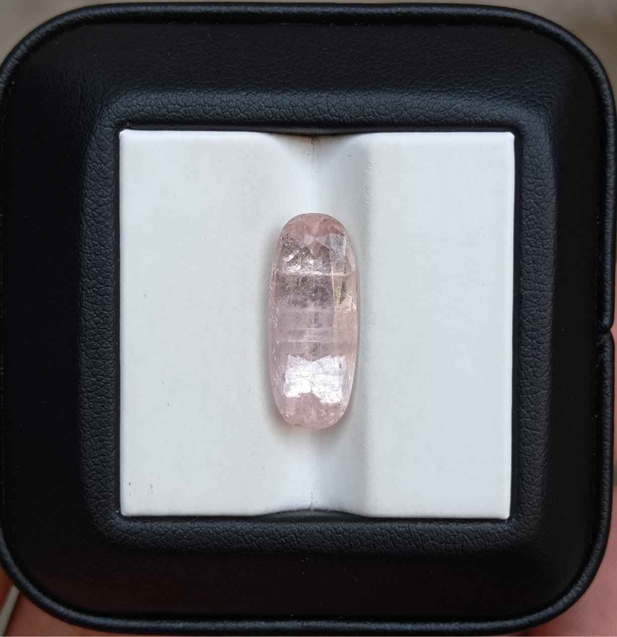 7.8ct Topaz - Pink Topaz Faceted Gemstone - Novemeber Birthstone - 19x18x6mm