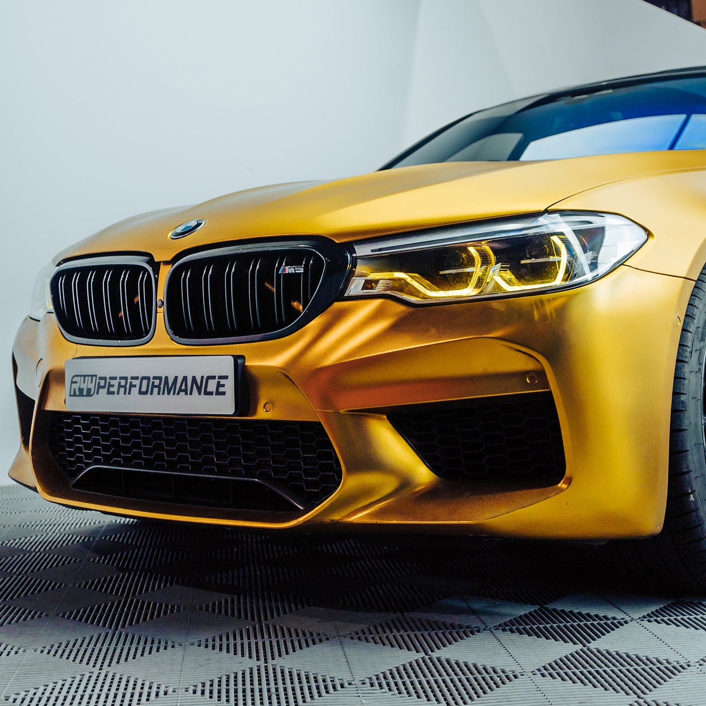 R44 BMW M5 CSL Yellow Daytime Running Lights LED Module Set UK/EU (F90 Pre LCI)