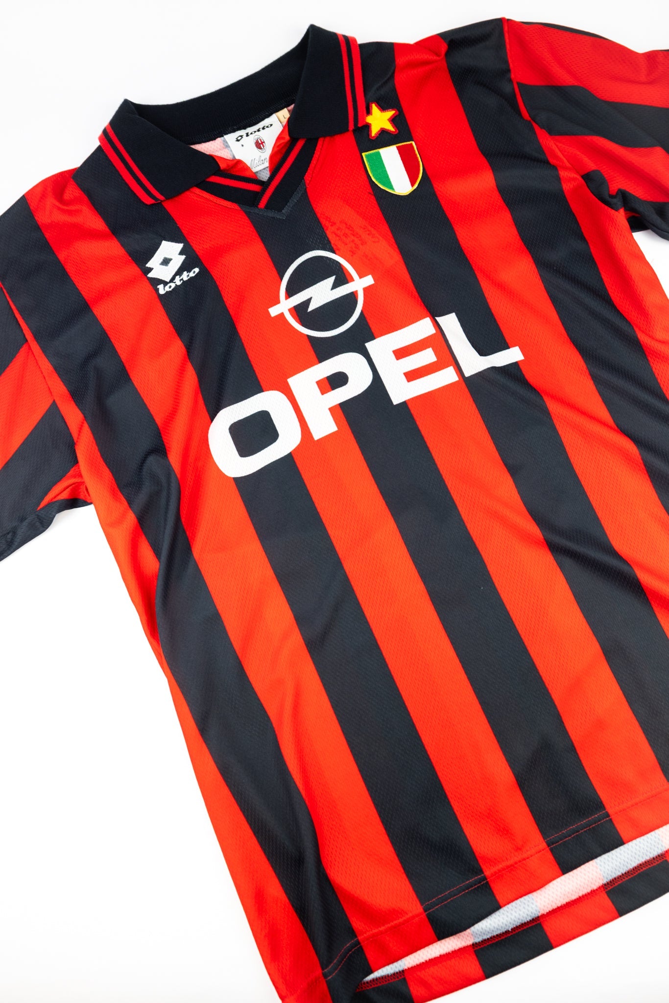 AC Milan 1996-97 Football Shirt (Large)