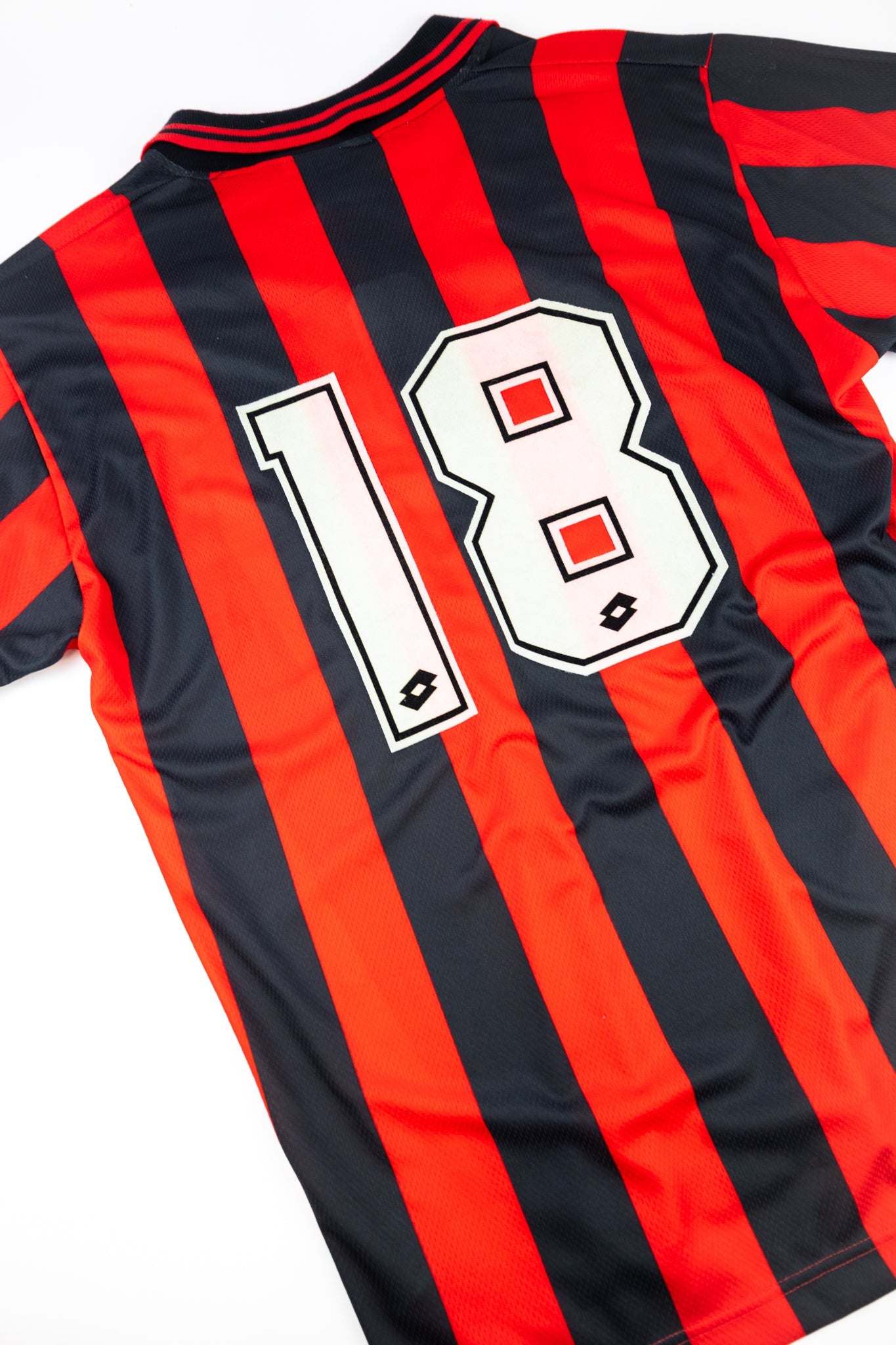 AC Milan 1996-97 Football Shirt (Large)