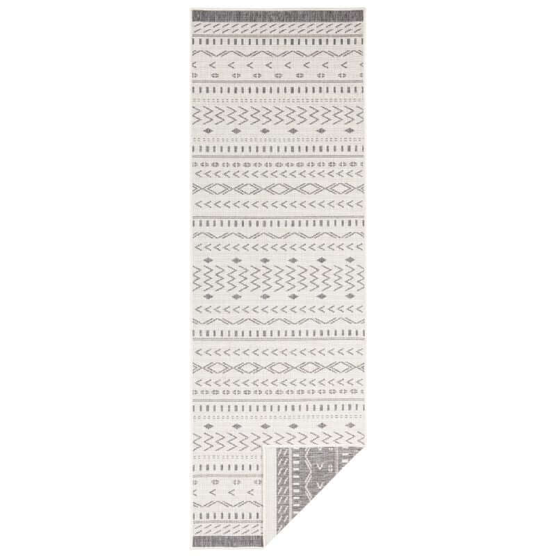 Kuba Reversible Indoor-Outdoor Rug