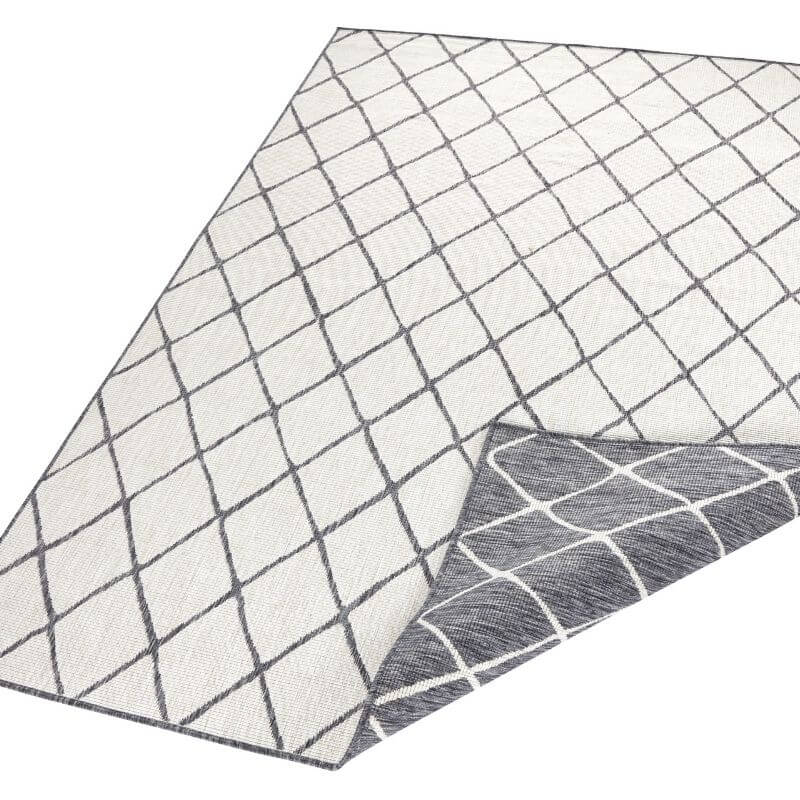 Reversible Indoor-Outdoor Geometric Flatweave Rug