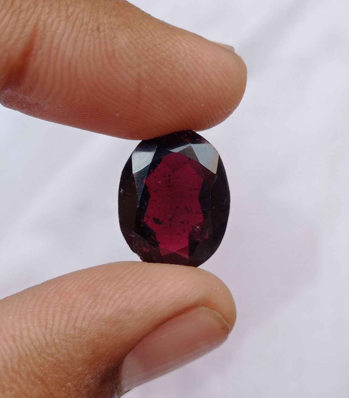 10.75ct Rhodolite Garnet - Natural Faceted Rhodolite Garnet -  17x13x5mm