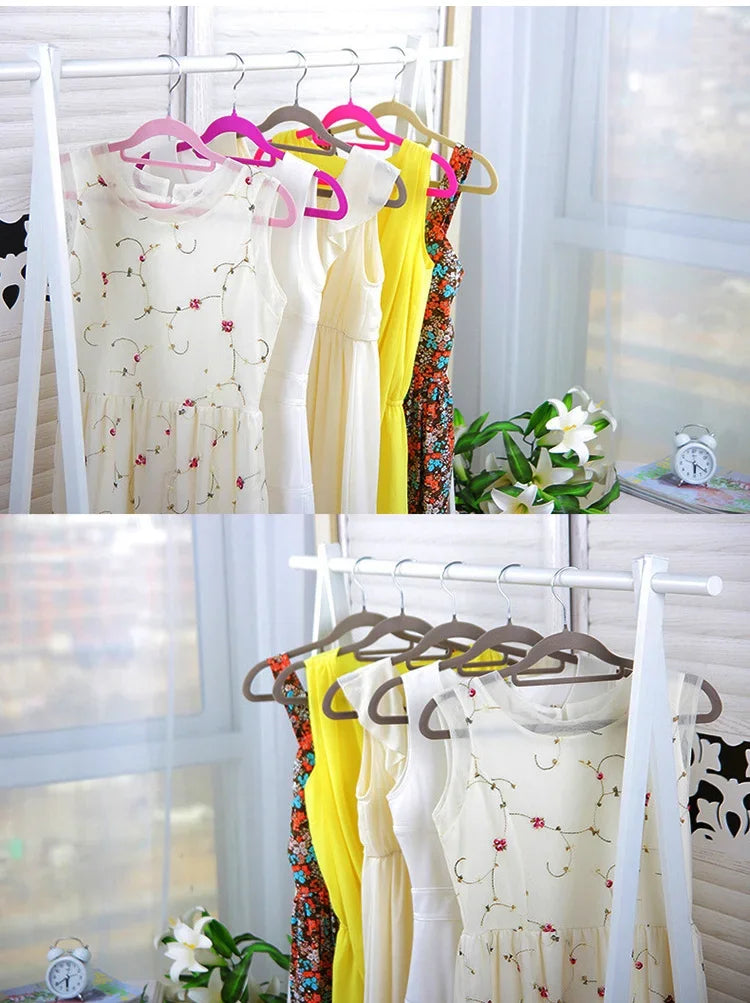 5/10/20pcs Clothes Coat Velvet Hangers Non Slip Luxury Flocked Trouser Skirt Storage Hook Hanger Closet Clothes Hangers