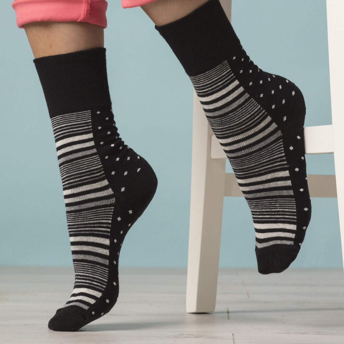 6 Pack Ladies Non Elastic Loose Top Bamboo Socks