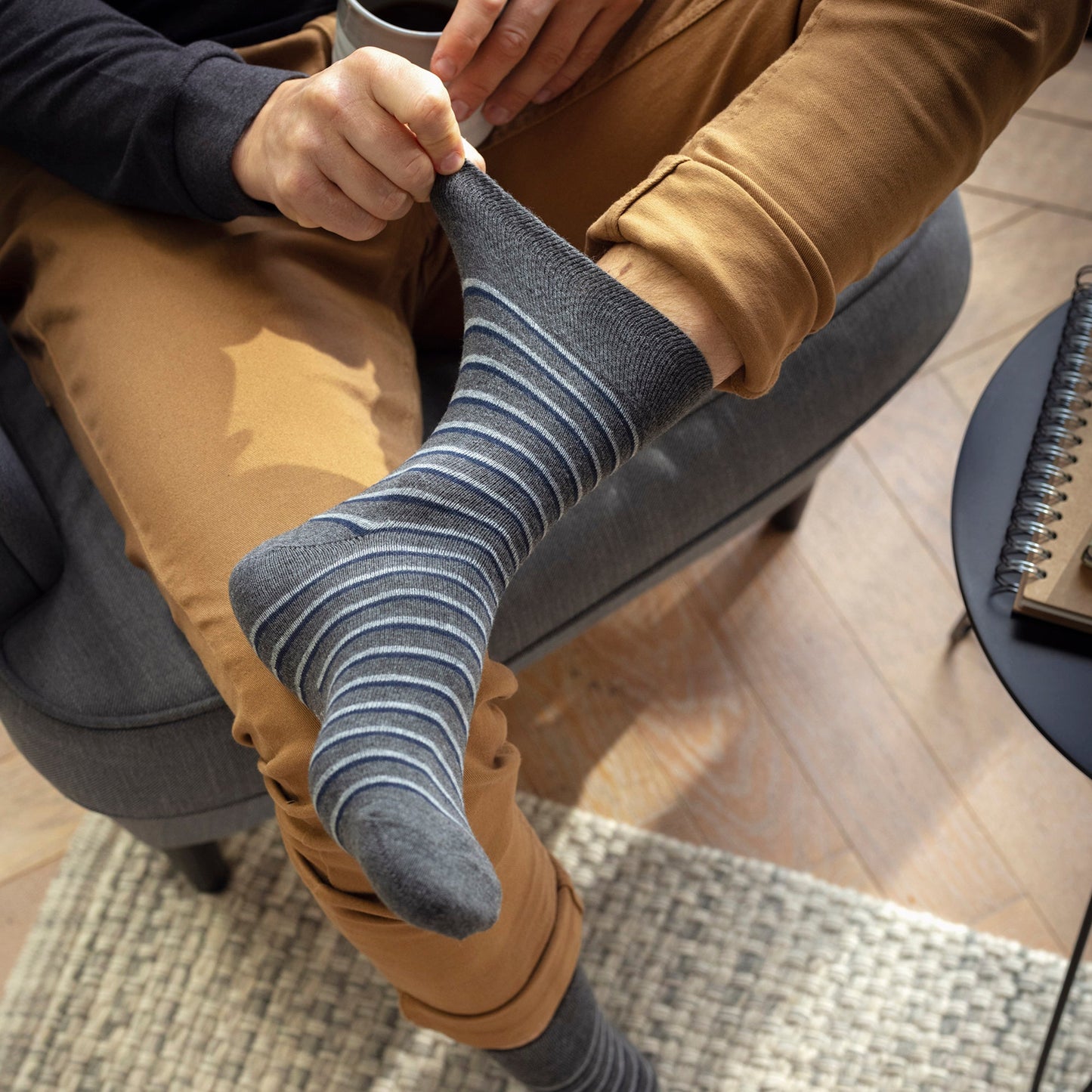 6 Pack Mens Non Elastic Loose Top Patterned Socks