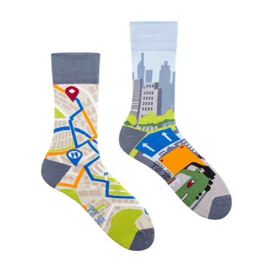 1 Pack Unisex Mismatched Novelty Odd Socks - Big City Life
