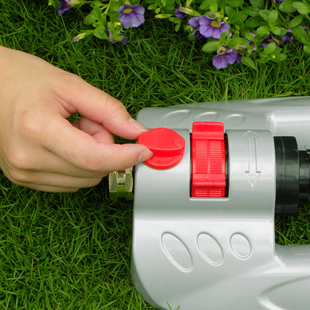 Bar Metal Turbo Oscillating Sprinkler Water Flow Control Outdoor Hose Accessory