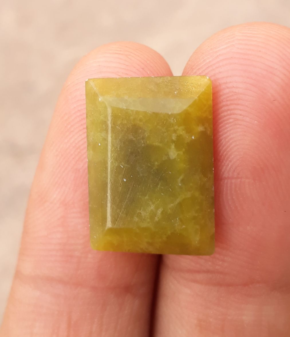 11.9ct Serpentine Cabochon - Shah Maqqsood - Zehrmora - 17.8x12.7mm