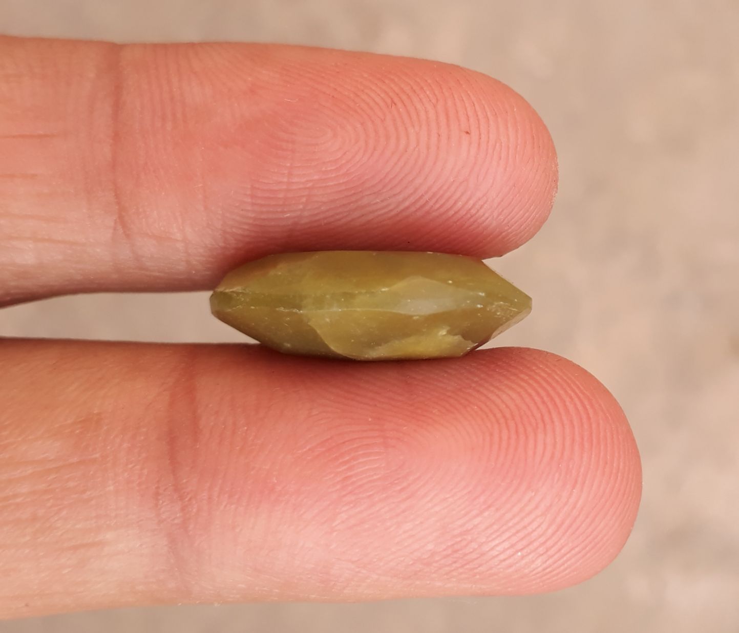 13.1ct Serpentine Cabochon - Shah Maqqsood - Zehrmora - 18x12mm