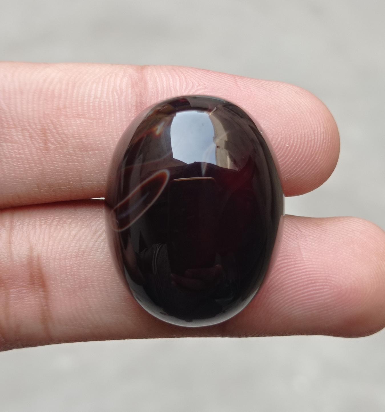 80.8ct Onyx Agate Cabochon - Sulaimani Aqeeq - 30x23x14mm