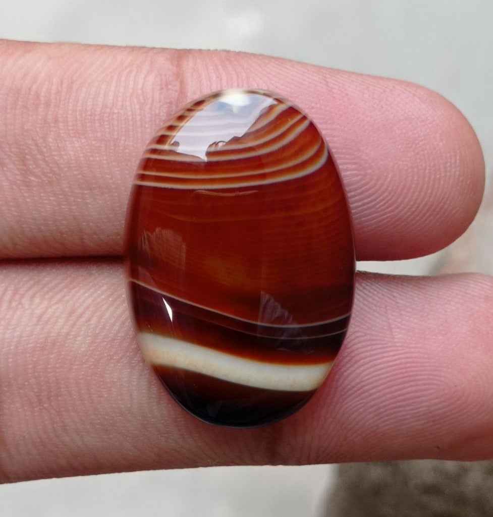 33.2ct Banded Agate Cabochon - Sulaimani Aqeeq - 29x20x7mm