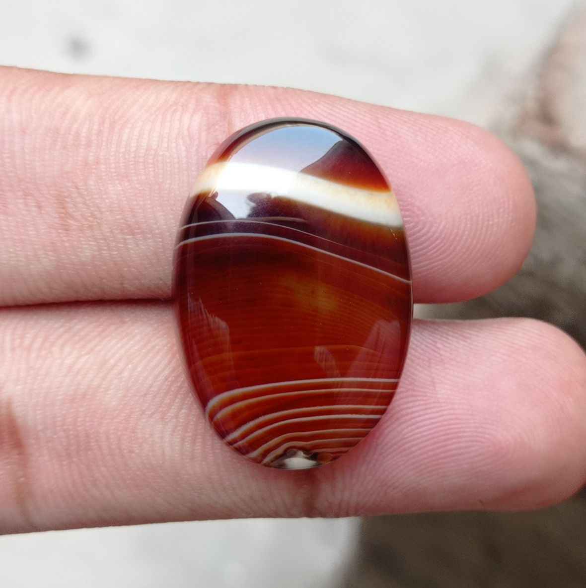 33.2ct Banded Agate Cabochon - Sulaimani Aqeeq - 29x20x7mm