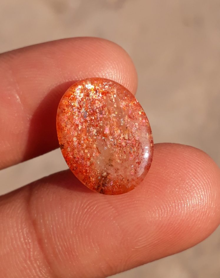 14.7ct Natural SunStone Cabochon - Heliolite - Aventurescent Feldspar - August Birthstone - 17 x 13 mm