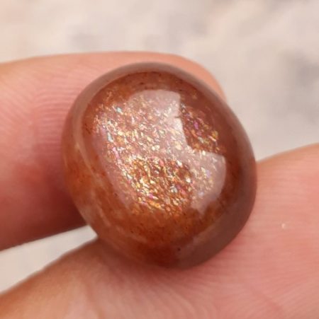 18.4ct Natural SunStone Cabochon - Heliolite - Aventurescent Feldspar - August Birthstone - 16.8  x 14.5mm