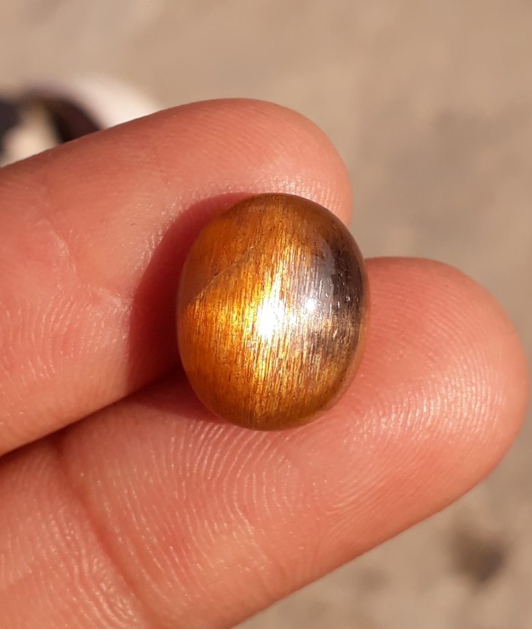 8.8ct Natural SunStone Cabochon - Heliolite - Aventurescent Feldspar - August Birthstone - 14 x11.5mm