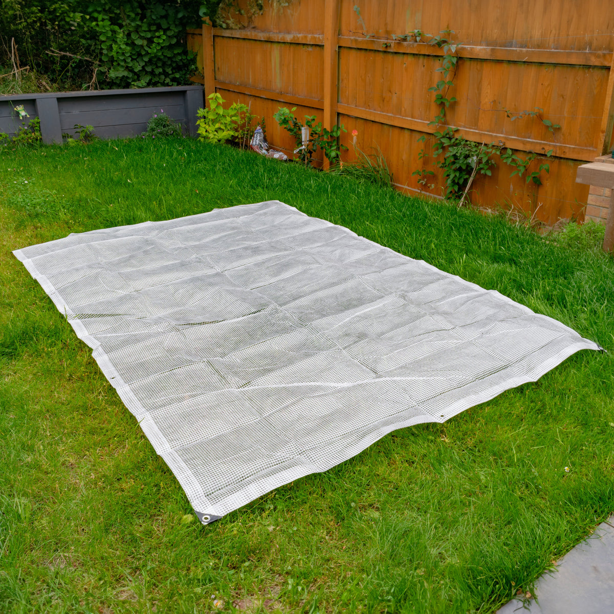 Clear M-Grade Tarpaulin with 10 Metres of 8mm Bungee Rope