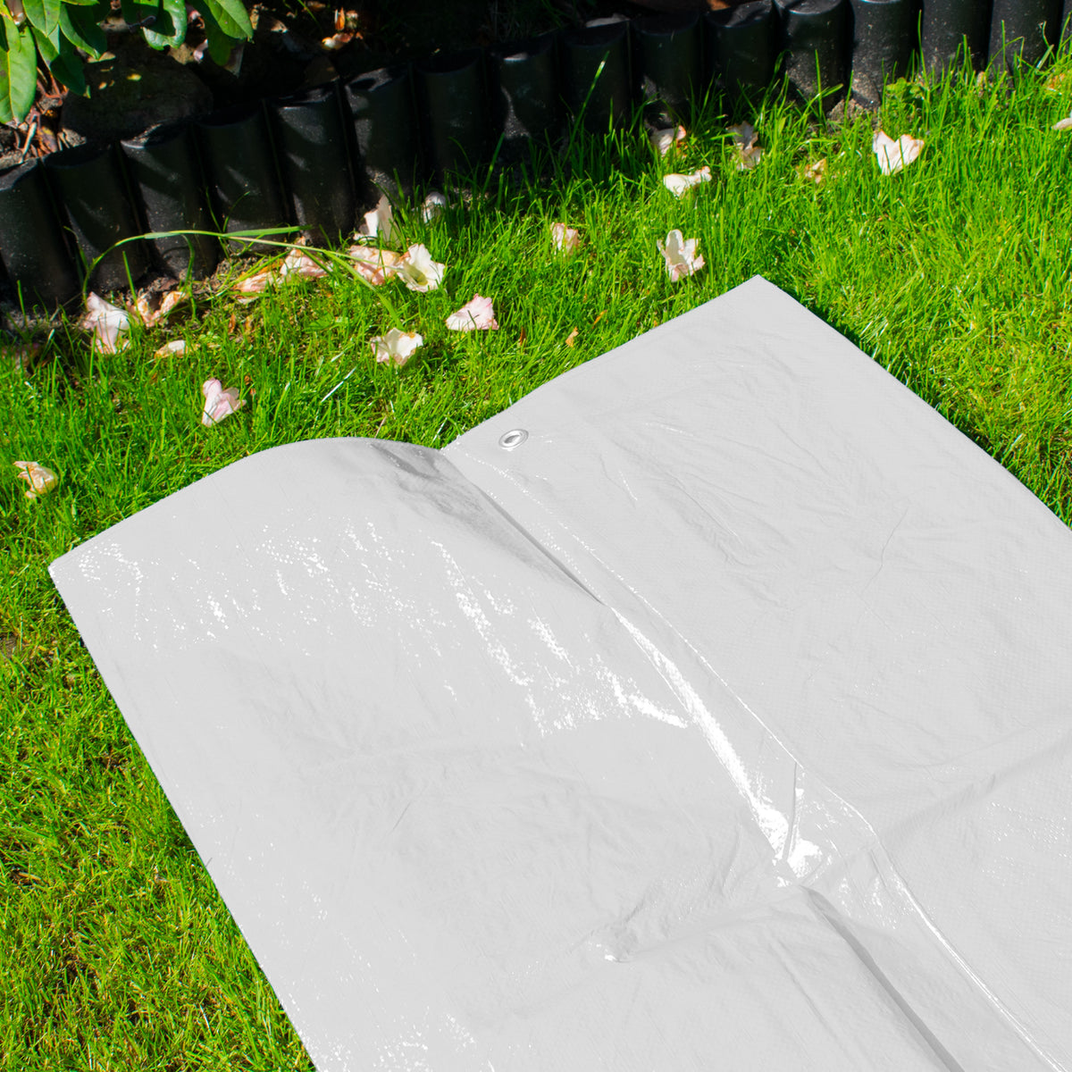 White M-Grade Tarpaulin 2m x 3m