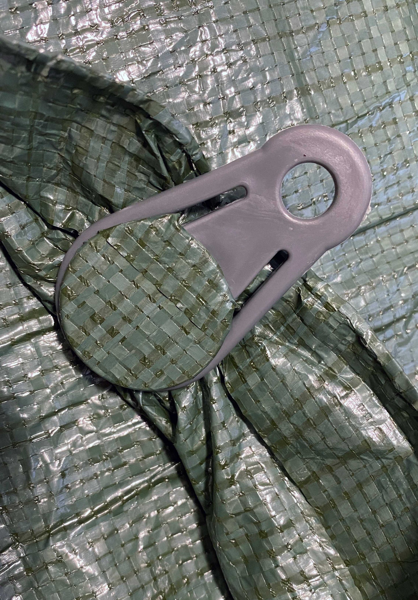 Tarp Clip Round Gray