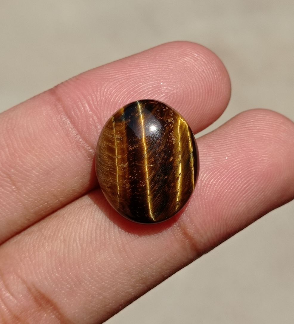18.7ct Tiger Eye Cabochon - June Birthstone - June Birthstone -  20x17x7mm
