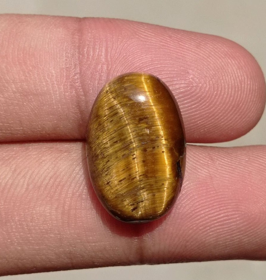 18ct Tiger Eye Cabochon - June Birthstone - June Birthstone -  21x14x7mm