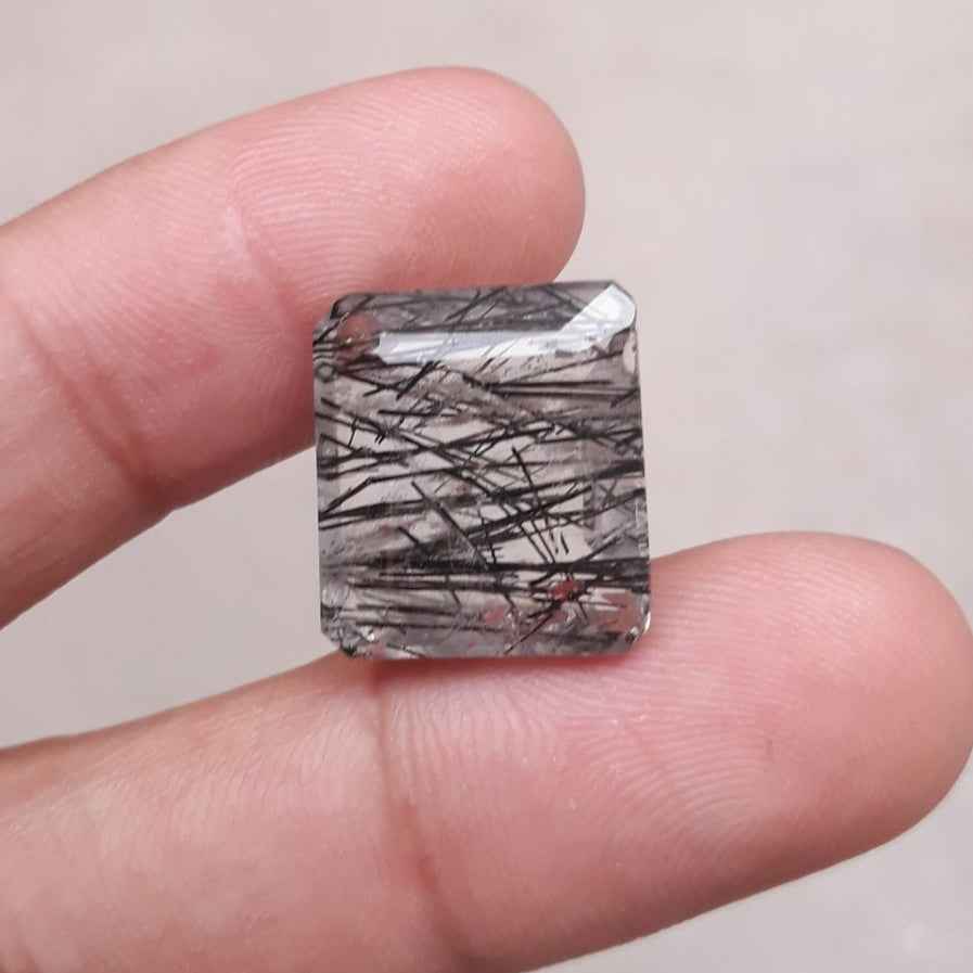 21.4ct Black Tourmalated Quartz aka Black Rutile Quartz - Rutilated Quartz - 21x17x9mm