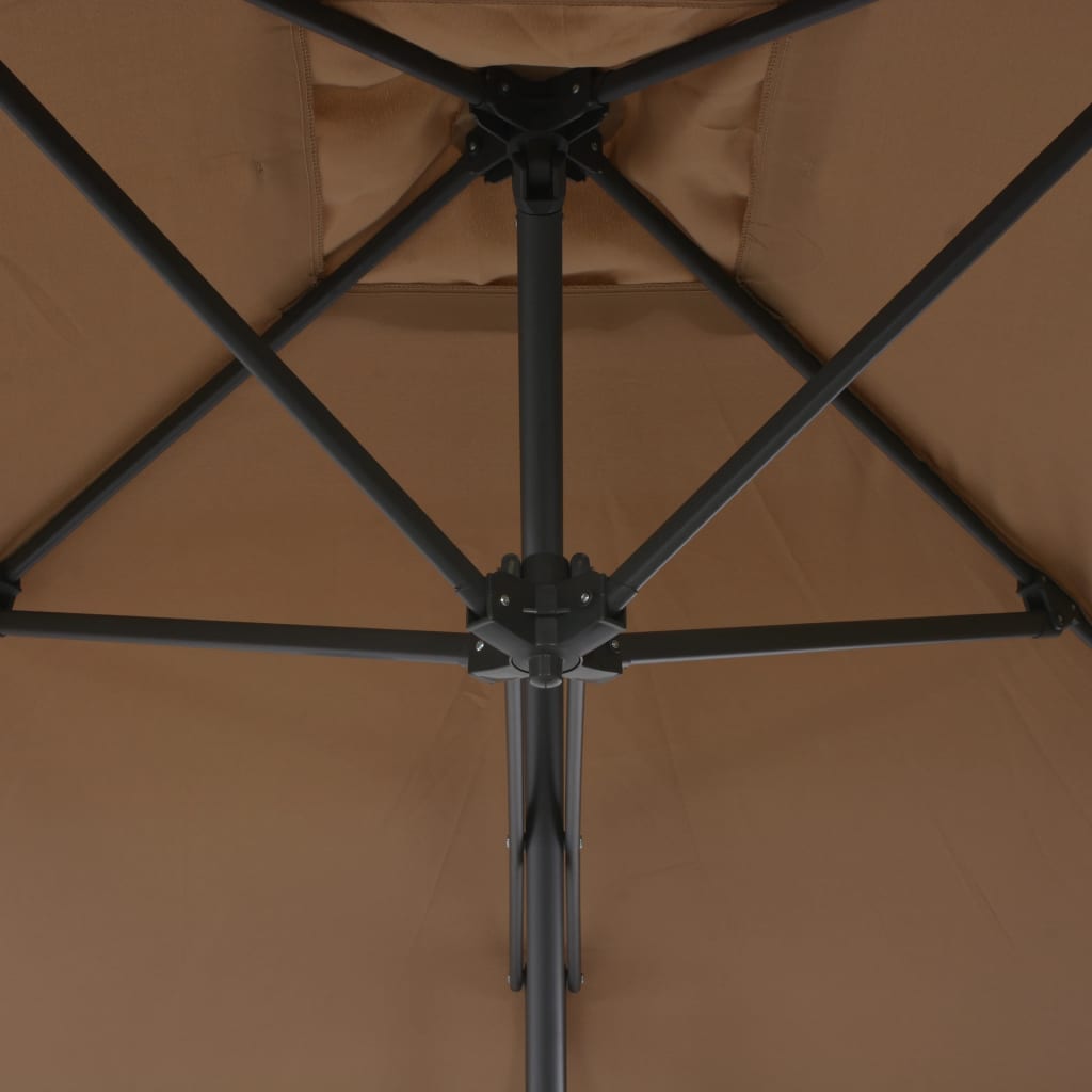 V069823380_15.jpg